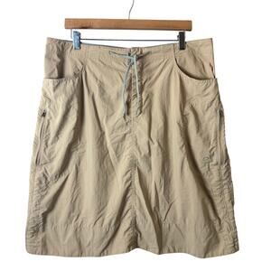 Mountain Hardware Skirt Women’s Size 14 Parachute Rip Stop Tan Midi Casual